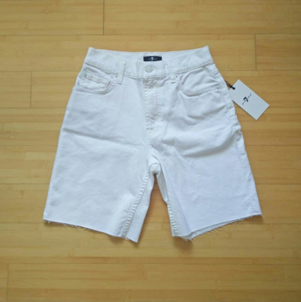 -NWT- 7FAM Cutoff Boyfriend Shorts 29